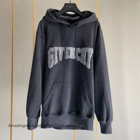 Givenchy Slim fit hoodie in felpa with patch